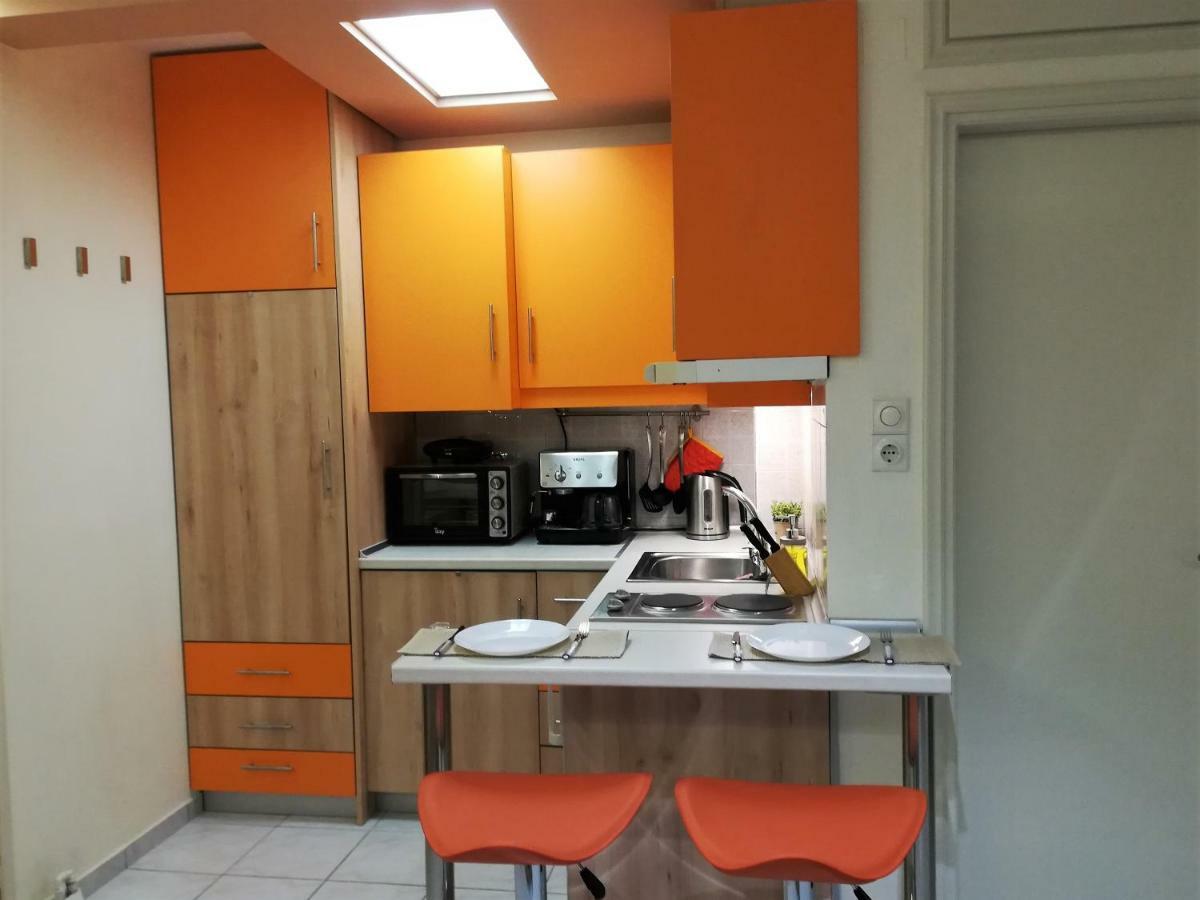 Orange Central Studio Heraklion Bagian luar foto