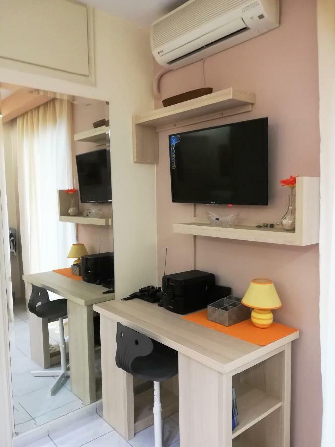 Orange Central Studio Heraklion Bagian luar foto