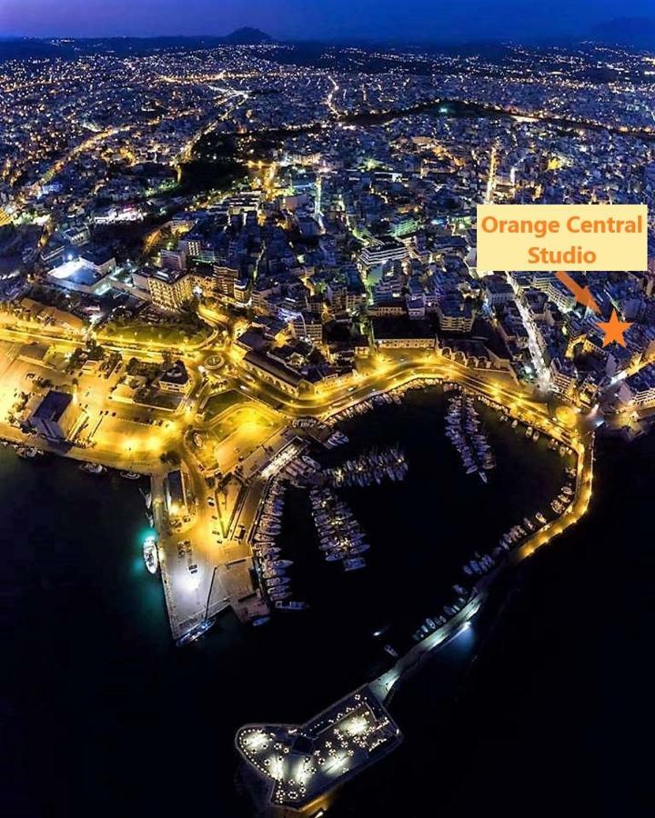 Orange Central Studio Heraklion Bagian luar foto